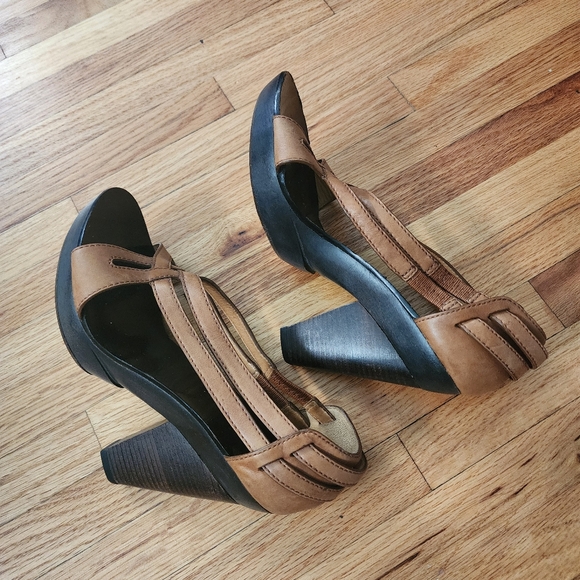 Givenchy Brown Leather Wooden Soled Sandals - size 5.5 - Picture 3 of 13